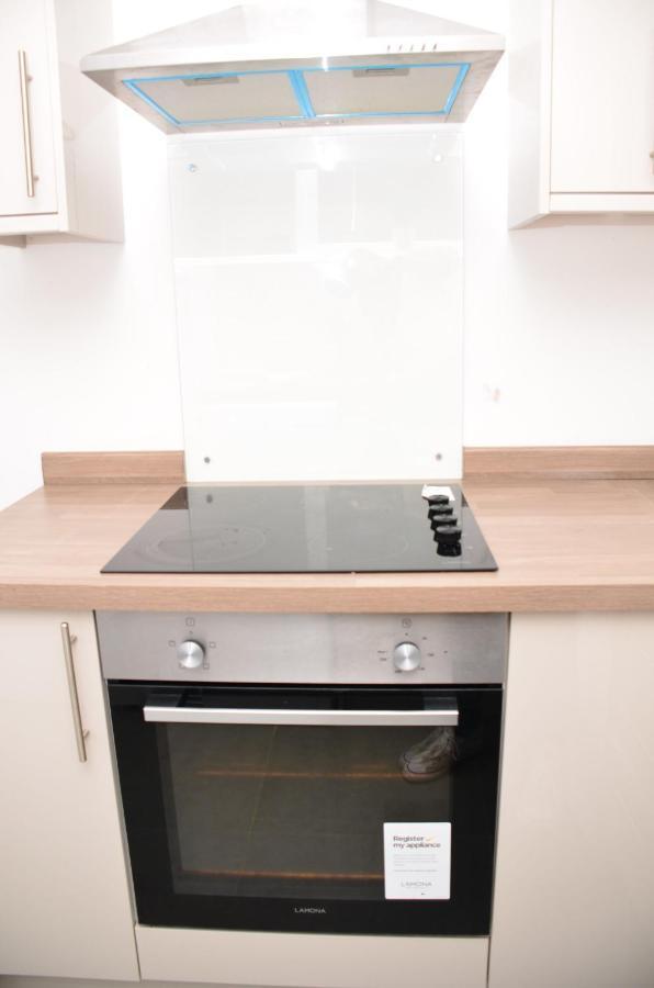 Dreams Serviced Accommodations- Staines/Heathrow Stanwell Zewnętrze zdjęcie