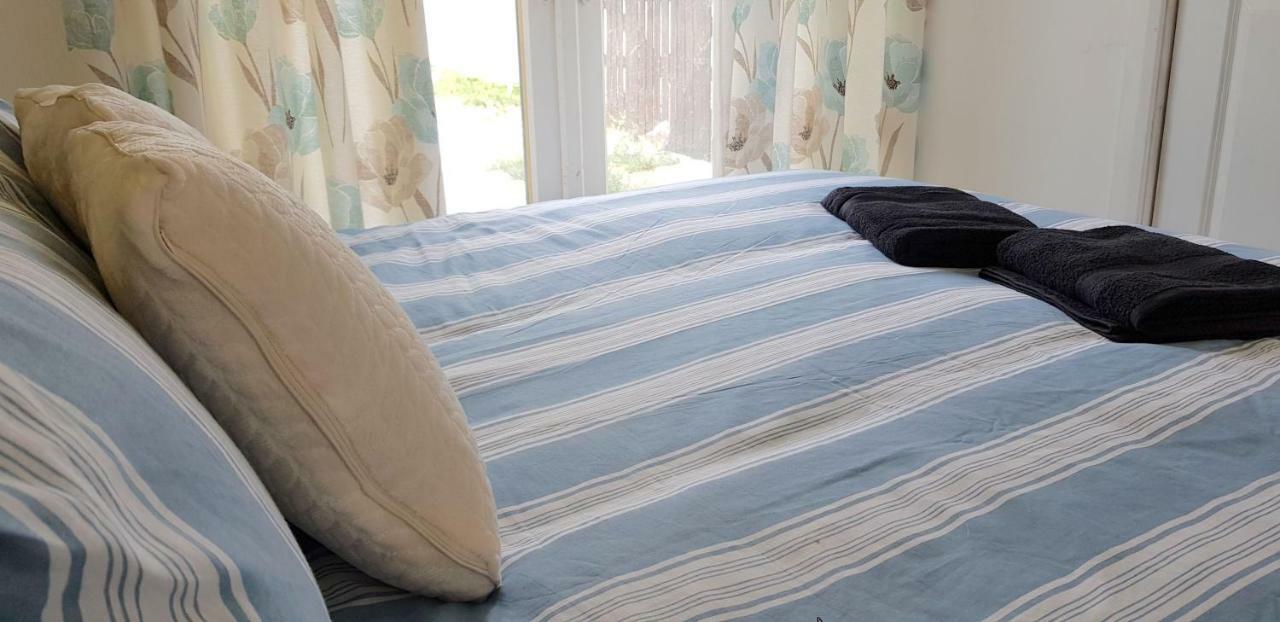 Dreams Serviced Accommodations- Staines/Heathrow Stanwell Zewnętrze zdjęcie